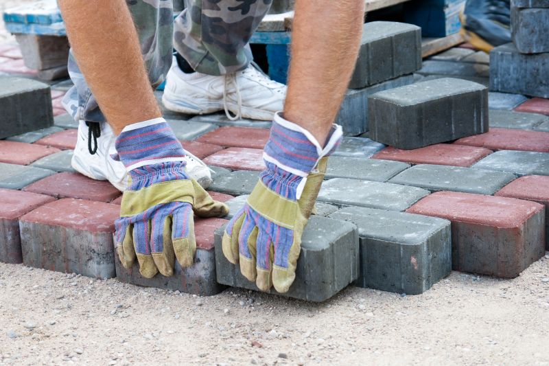 Optimal Seasons for Pavers Service